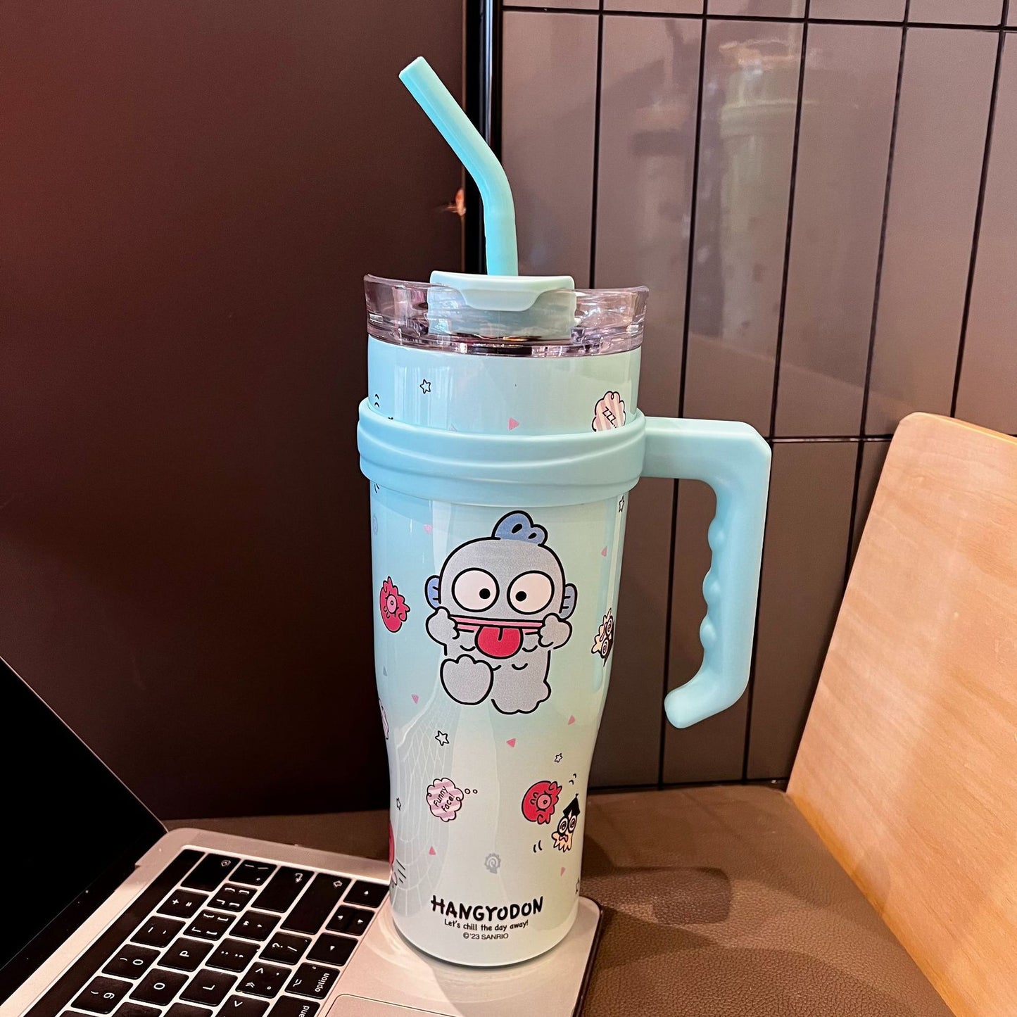 Sanrio Thermosflasche (1200ml)